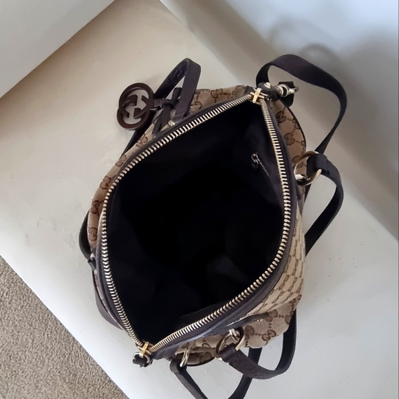 Gucci Bag - Picture 2 of 11